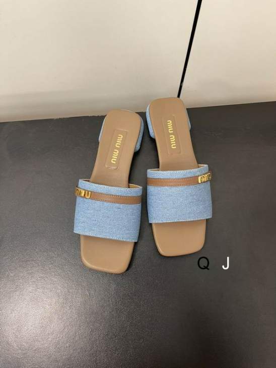 Picture of Miumiu Slippers _SKUMiuMiusz35-40XJ0903210